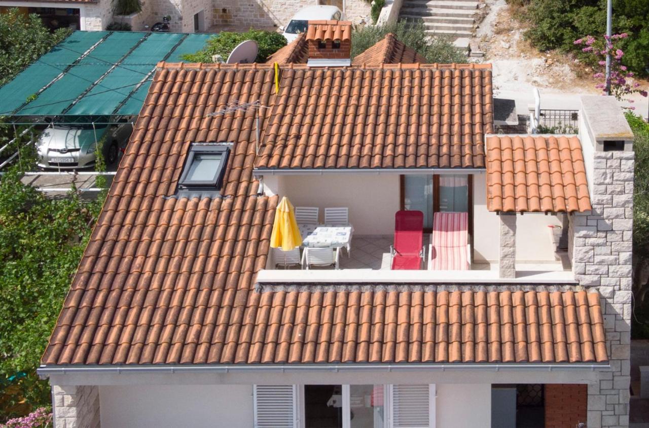Apartment Damir Postira Exterior foto